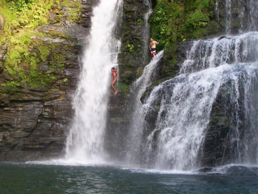 Exploring the Pristine Rainforests of Osa Peninsula and a Serene Retreat at Hotel Ocean Breeze in Ojochal, Costa Rica